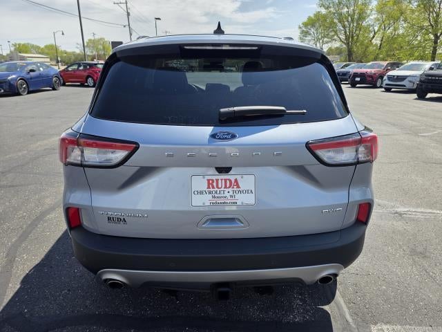 2022 Ford Escape Titanium