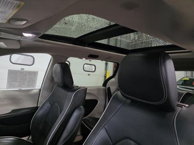 2023 Chrysler Pacifica Hybrid Limited