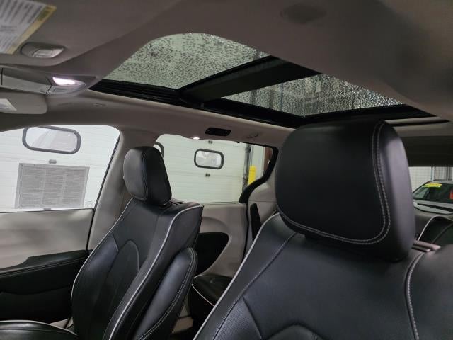 2023 Chrysler Pacifica Hybrid Limited