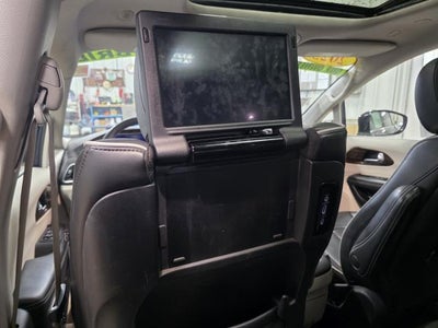 2023 Chrysler Pacifica Hybrid Limited