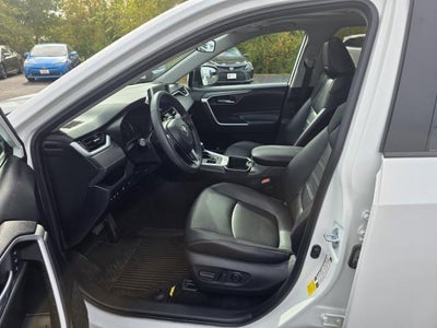 2023 Toyota RAV4 XLE Premium