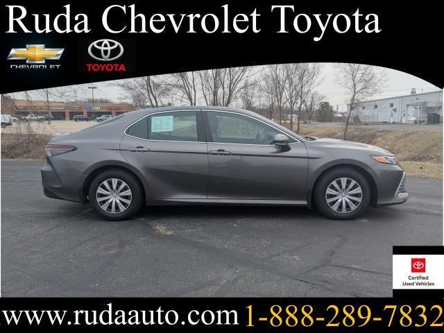 2023 Toyota Camry Hybrid LE
