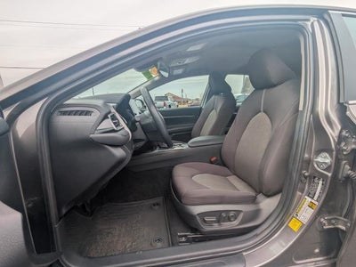 2023 Toyota Camry Hybrid LE