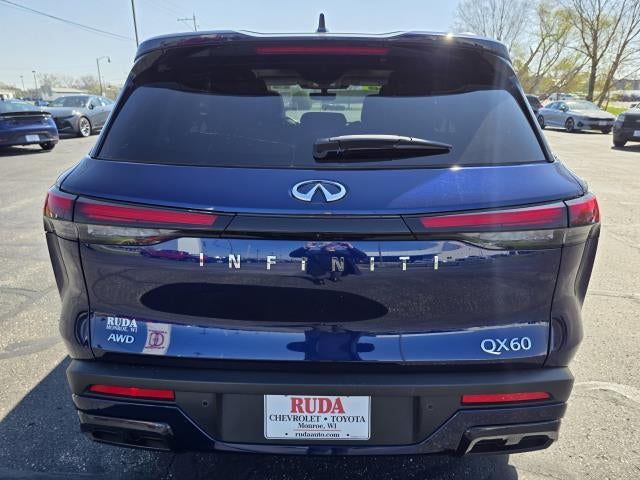 2025 INFINITI QX60 LUXE