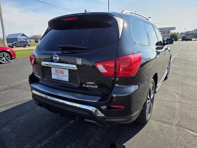 2019 Nissan Pathfinder Platinum