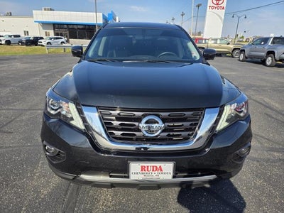 2019 Nissan Pathfinder Platinum