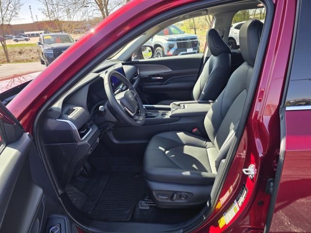 2025 Toyota Grand Highlander Hybrid XLE