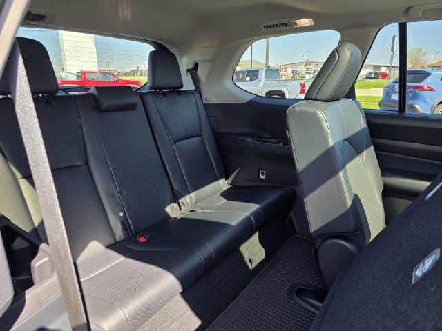 2025 Toyota Grand Highlander Hybrid XLE