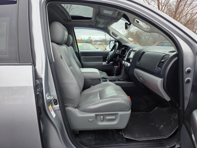 2018 Toyota Sequoia SR5