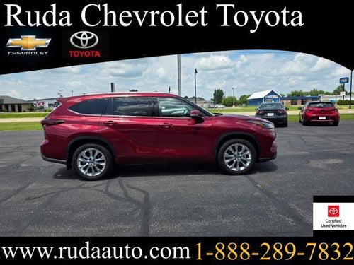 2024 Toyota Highlander LE