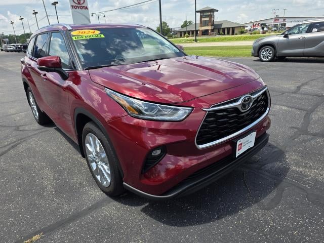 2024 Toyota Highlander LE
