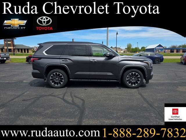 2023 Toyota Sequoia SR5