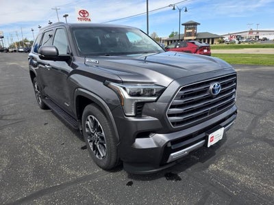 2023 Toyota Sequoia SR5