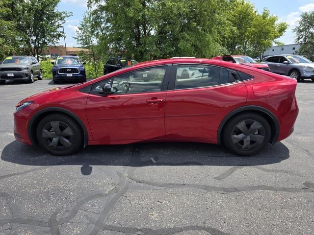 2025 Toyota Prius LE