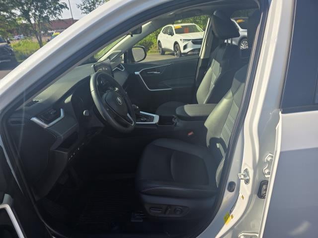 2023 Toyota RAV4 Hybrid XLE Premium